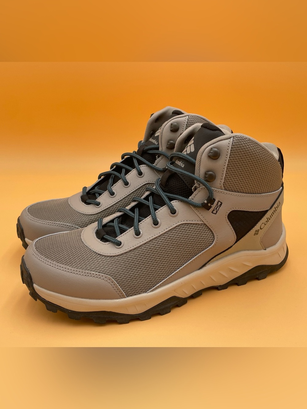 Size 11 Columbia Men Trailstorm Ascend Mid Waterproof Boots Kettle Night Wave